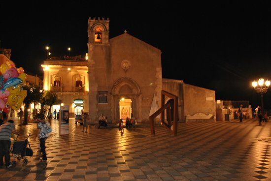 Piazza IX Aprile